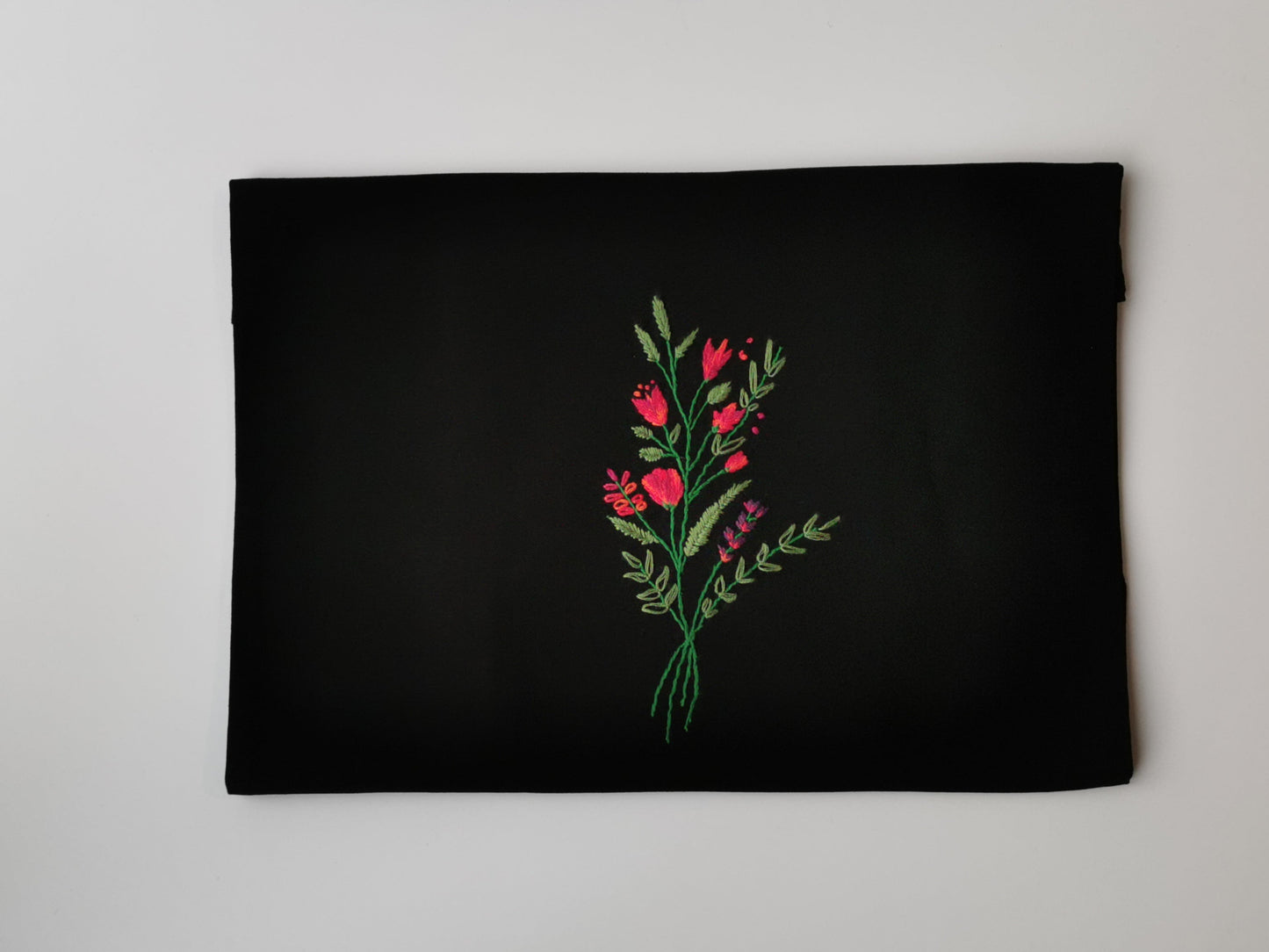 Sacoşă de bumbac brodată manual buchet de flori